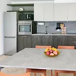 Orchidea - Gla126 By Interhome * Gera Lario